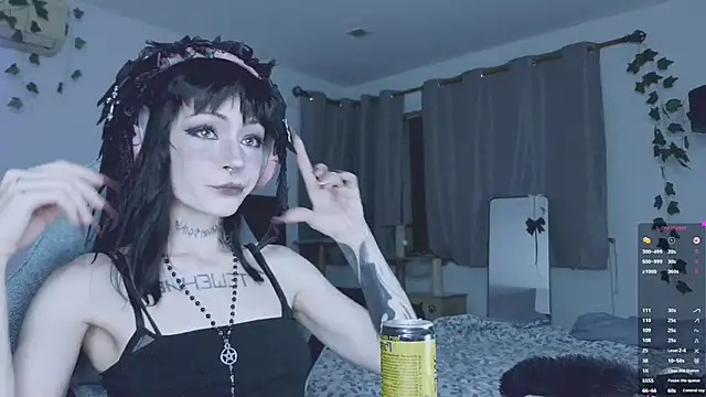 H3xD0ll online show from July 1, 3:55 pm