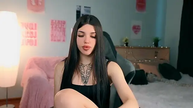 molly rettyy online show from June 1, 4:03 am