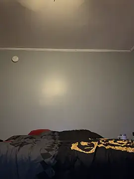 Sweetie8582 online show from April 2, 11:57 pm