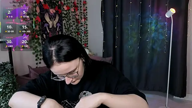 Ame Core online show from April 2, 2:14 pm