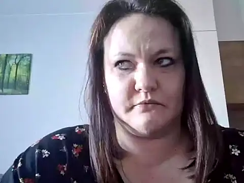 OpheliaMilf online show from April 18, 1:13 pm