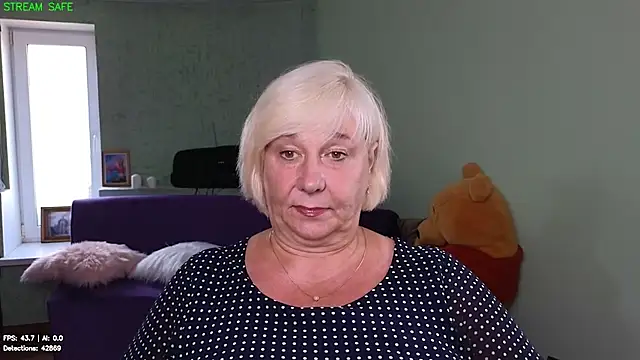 Milane Milky online show from July 6, 6:51 am