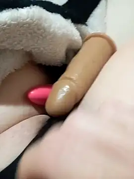 bela casadinhaa online show from April 16, 11:10 am