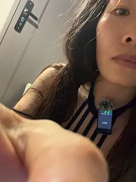 Xiaoyunduo1 online show from May 20, 7:27 am