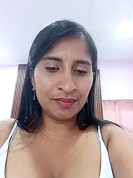 SofiaMendez1  online show from April 17, 10:01 pm