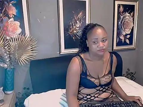 Ebonyskye69 online show from April 1, 11:00 am