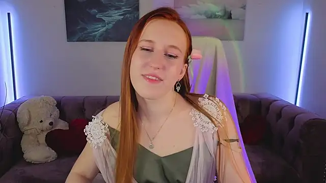 EvaBellea online show from May 5, 1:36 pm