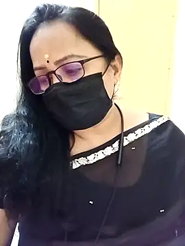 monisha cam online show from April 18, 7:07 pm