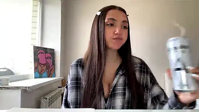 AlvinaMair online show from April 29, 7:11 am