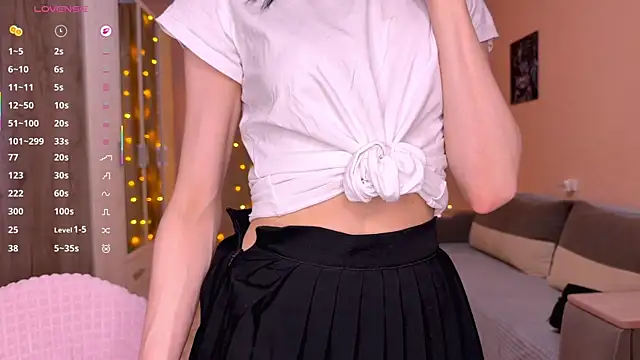 PlayfulLea online show from May 12, 4:13 pm
