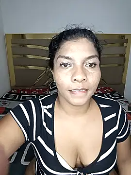madamdesirem online show from May 6, 12:36 am