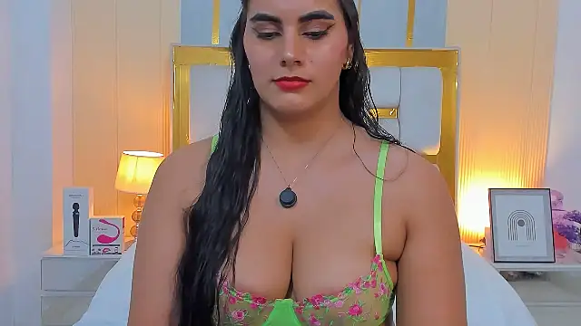 Alara Keyy online show from May 14, 11:10 pm