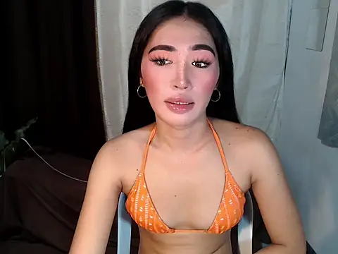 urasiankylie online show from June 23, 4:10 am