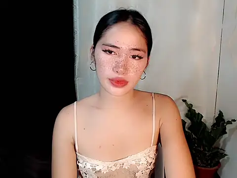 urasiankylie online show from May 9, 10:28 am
