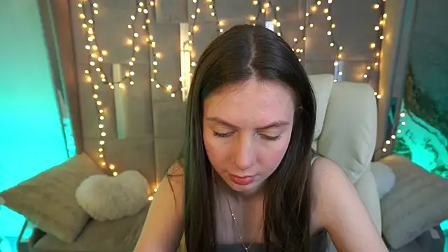 BabyLumi online show from May 4, 1:48 pm