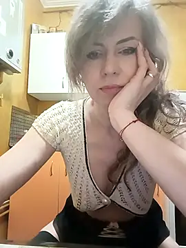 TaynaSecret online show from May 8, 8:54 pm