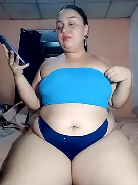 Marialae2735 online show from May 4, 11:29 pm