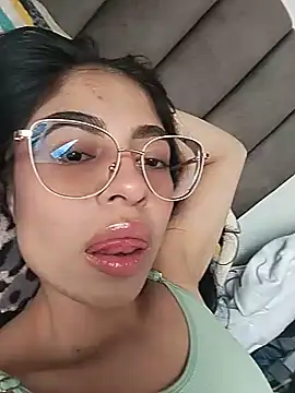 Lucietakeme online show from June 9, 7:46 pm