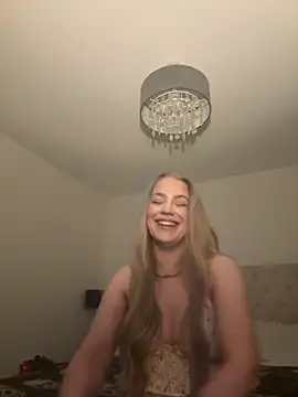 Alexiahaven online show from April 19, 6:10 pm