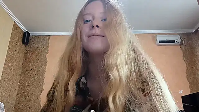 KateVibe 01 online show from June 9, 4:34 am