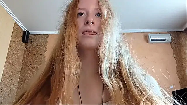 KateVibe 01 online show from June 10, 4:44 am