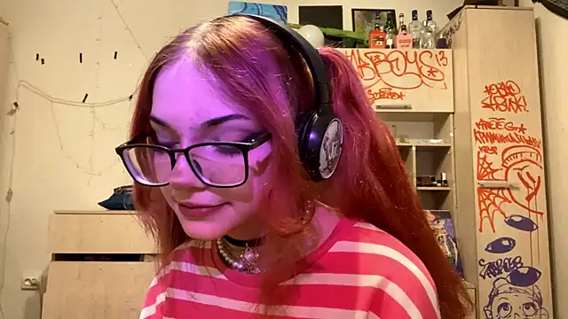 RedHeadCat online show from April 21, 10:17 pm