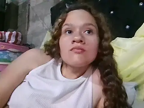 JennifferJilson online show from April 16, 11:40 pm