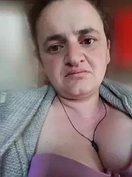 AnabelBexley online show from April 18, 4:26 am