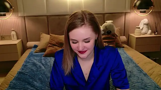 Molly Voses online show from April 22, 2:52 am