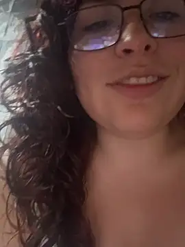 DirtyMerida online show from May 11, 3:08 am