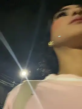 dhalia lux  online show from April 30, 1:22 am