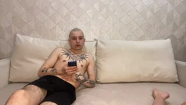 CharmSexyCouple online show from May 15, 10:51 am