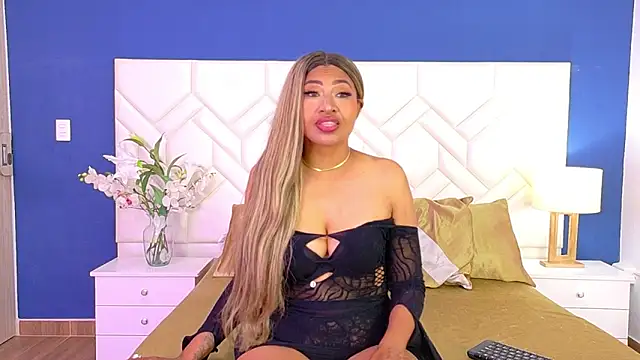 Kiara Parker  online show from May 11, 8:28 pm
