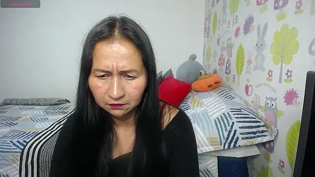Tyna b online show from June 14, 1:25 am