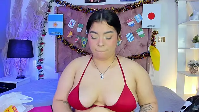 ROSELEI  online show from July 5, 5:02 am