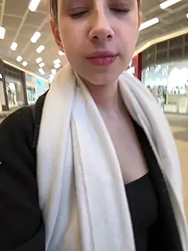 michelle lovique online show from April 10, 8:20 am