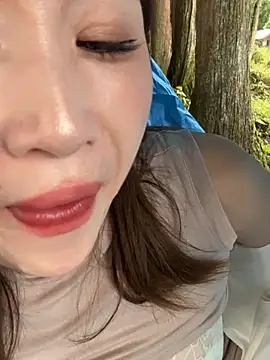 qin205205 online show from July 16, 10:58 pm