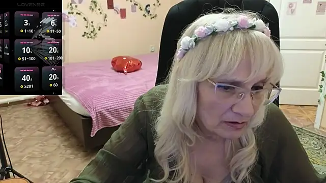 Undina Sea online show from April 16, 9:39 pm