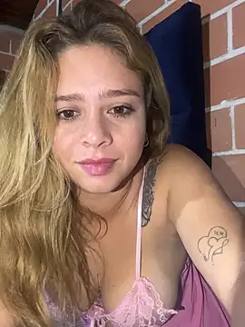 jade06  online show from May 24, 2:10 am