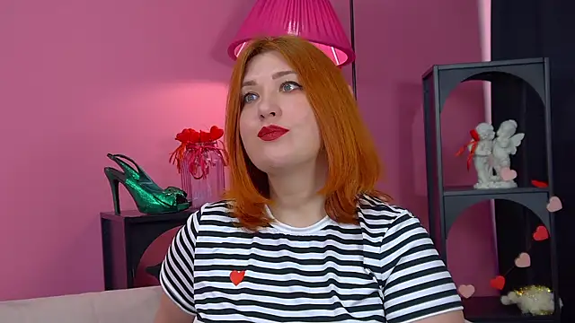 MargaritaMoone online show from April 10, 2:45 pm