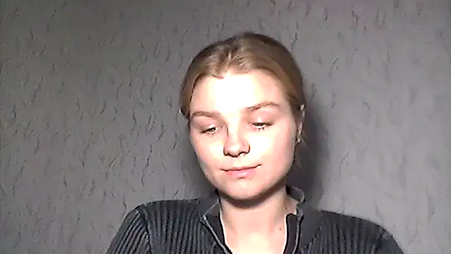 ElizaCrowe online show from April 13, 3:57 pm