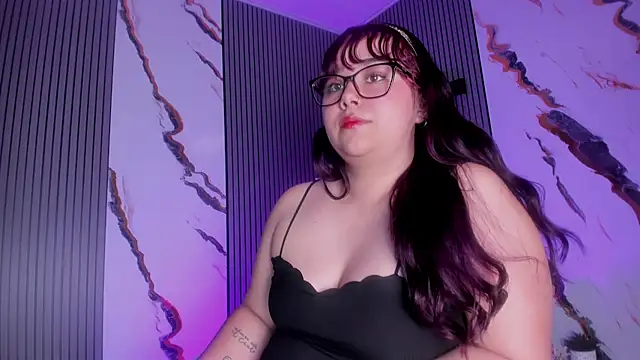 AliceScoot  online show from July 28, 7:39 pm