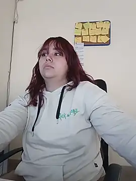 AliceScoot  online show from July 4, 6:26 pm