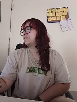 AliceScoot  online show from June 22, 6:05 pm