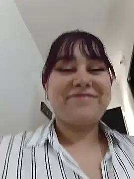 AliceScoot  online show from July 21, 9:48 pm
