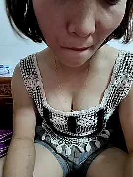 2 banana online show from May 9, 3:03 pm