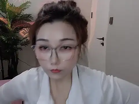 Yunxi- online show from April 16, 12:49 pm