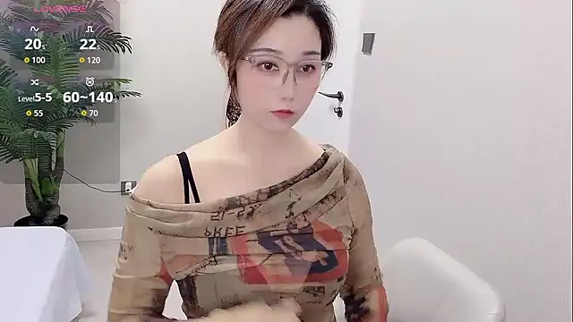Yunxi- online show from June 7, 1:51 pm