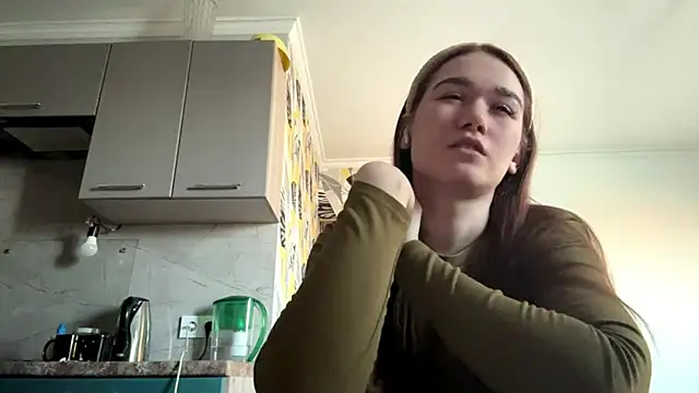 ValiriaX online show from April 17, 1:46 pm