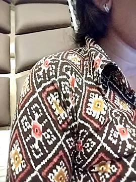 Soniya5360 online show from April 9, 8:36 pm